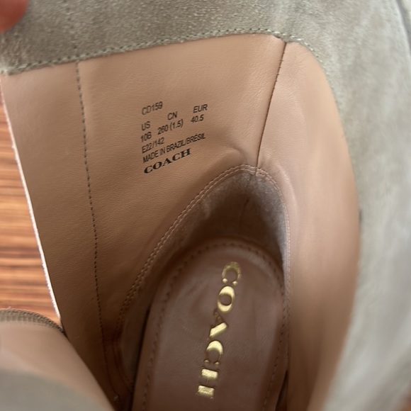 NWT COACH Olivia Suede Ankle Booties Color: OATMEAL Size 10 - Picture 14 of 16